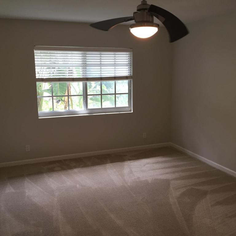 LAKE WORTH TOWN OF - Residential Lease