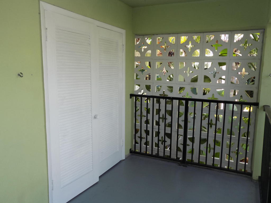 LAKE WORTH TOWN OF - Residential Lease