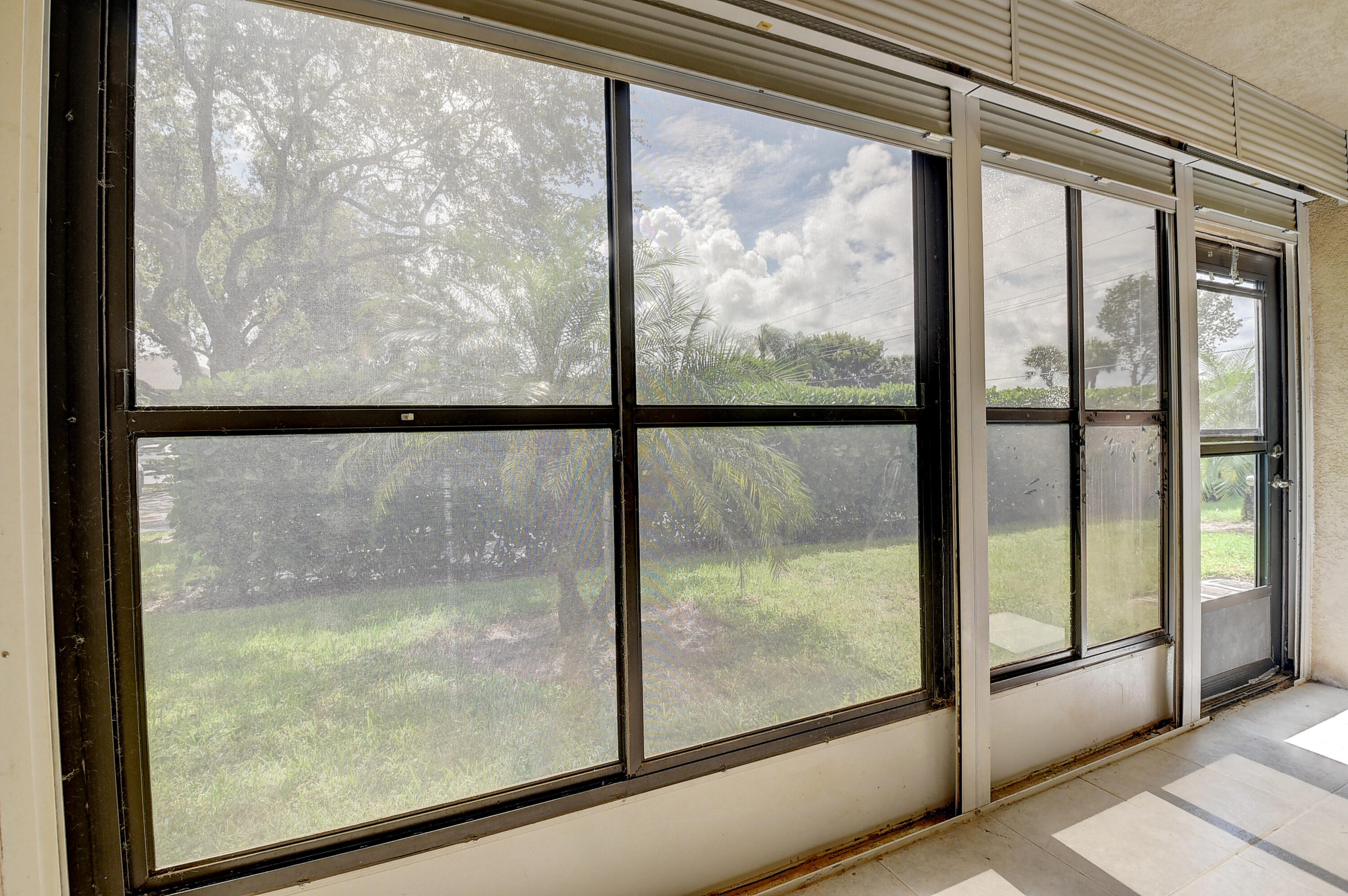 ASHLAND G CONDO - Residential