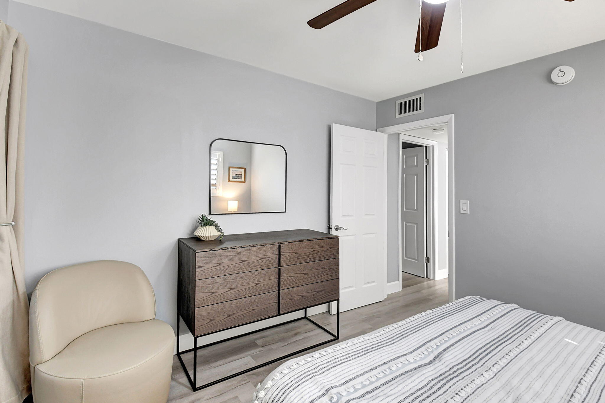 ASHLAND G CONDO - Residential