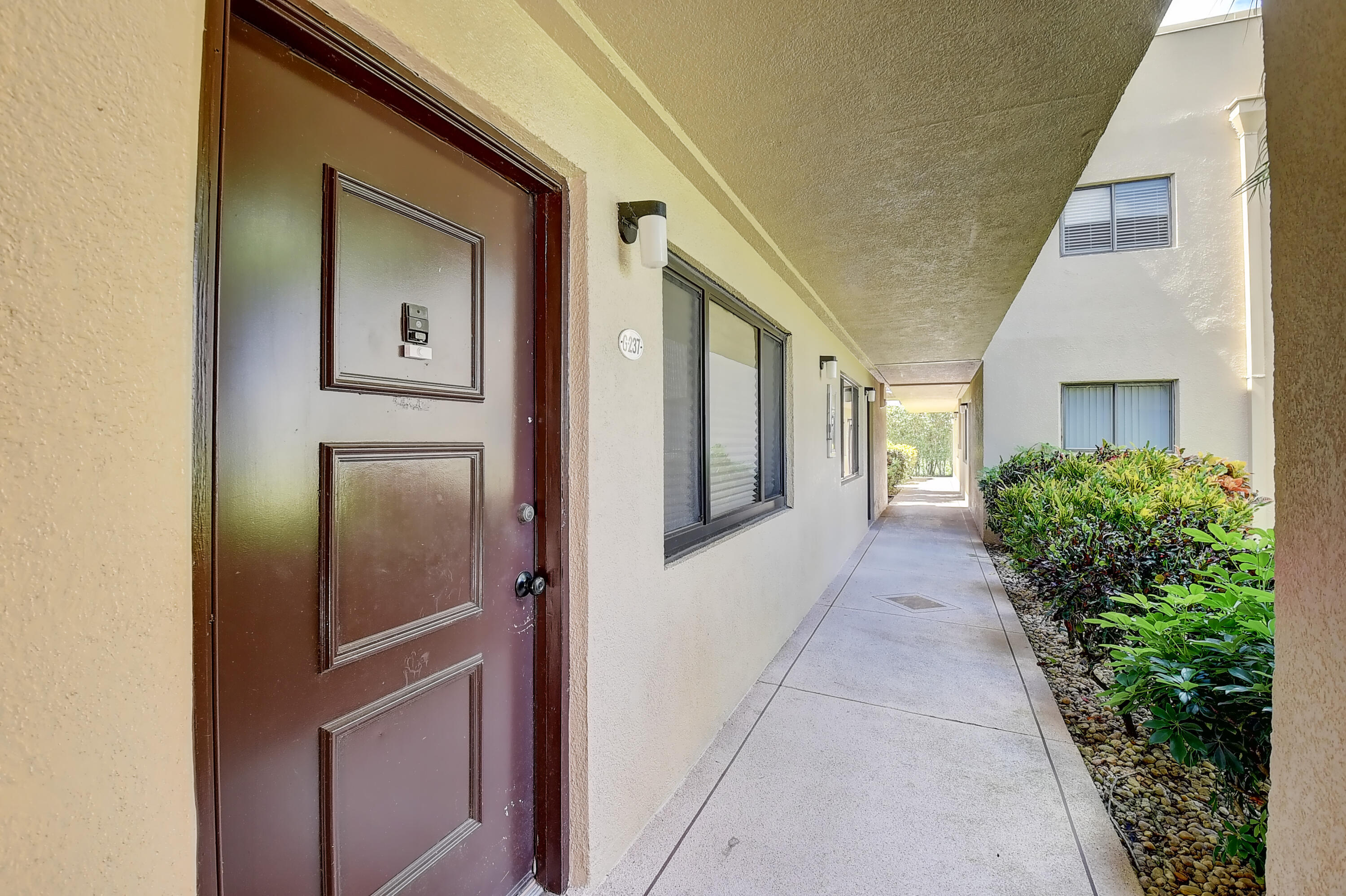 ASHLAND G CONDO - Residential