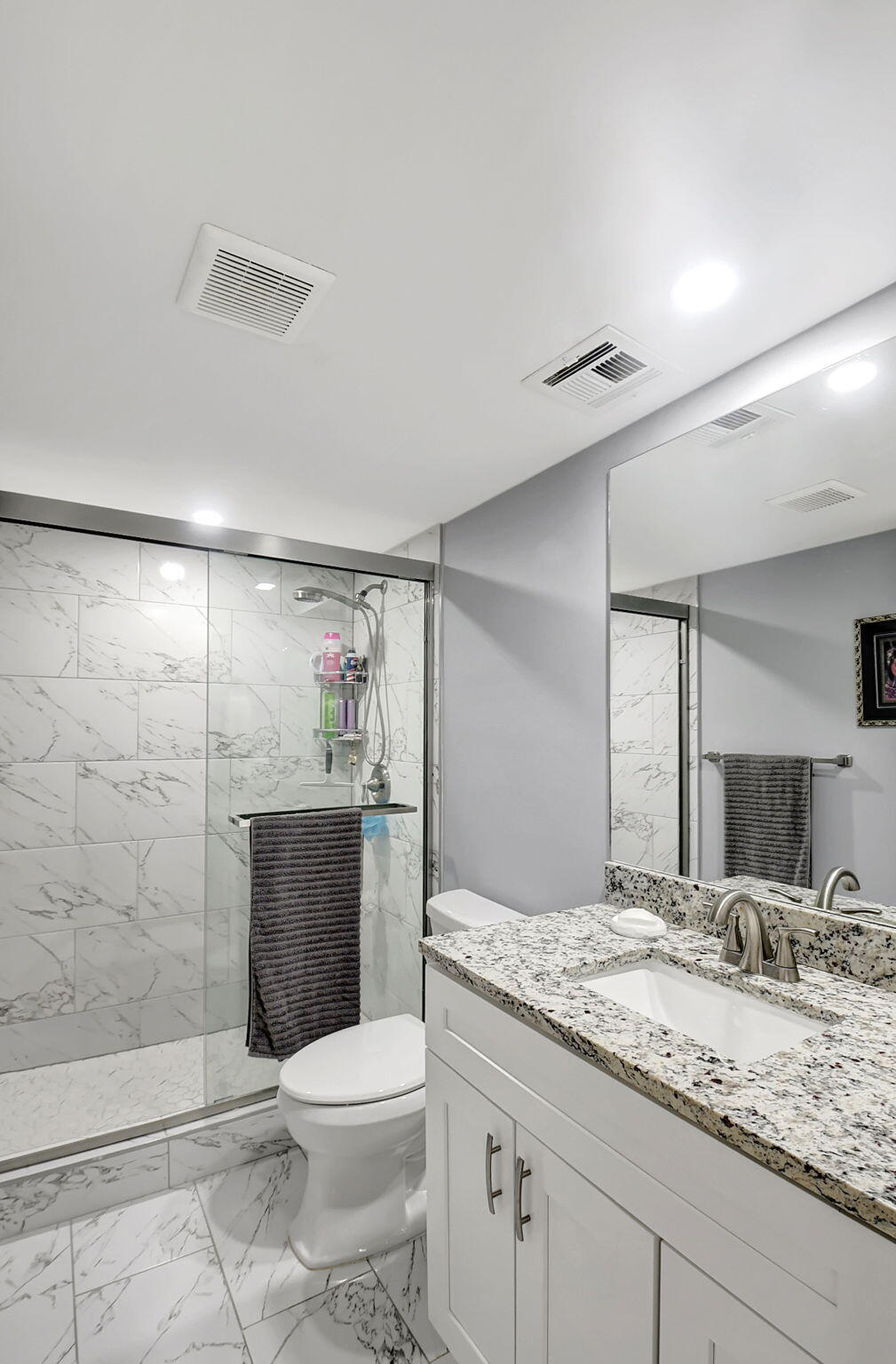 ASHLAND G CONDO - Residential