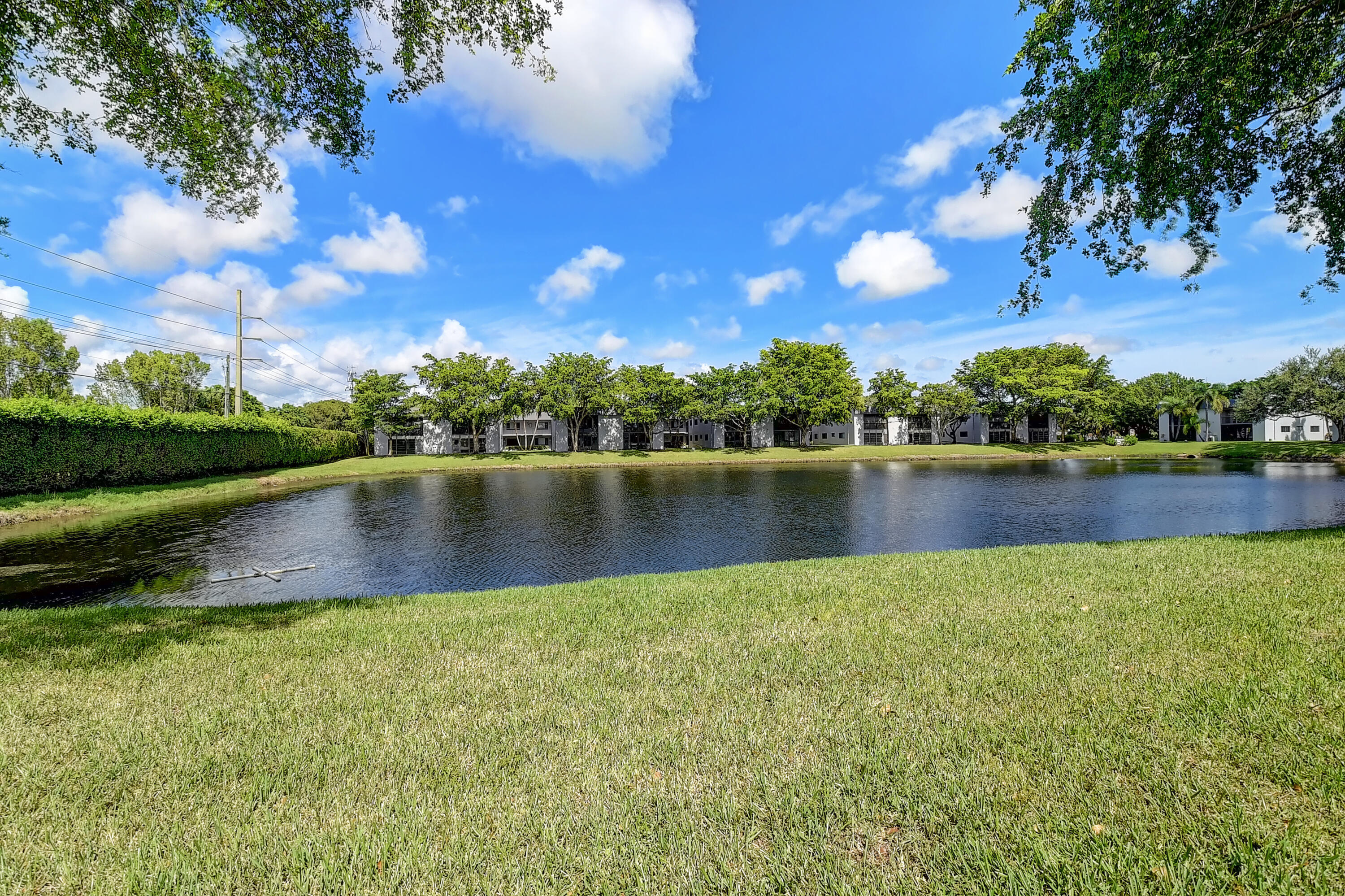 ASHLAND G CONDO - Residential