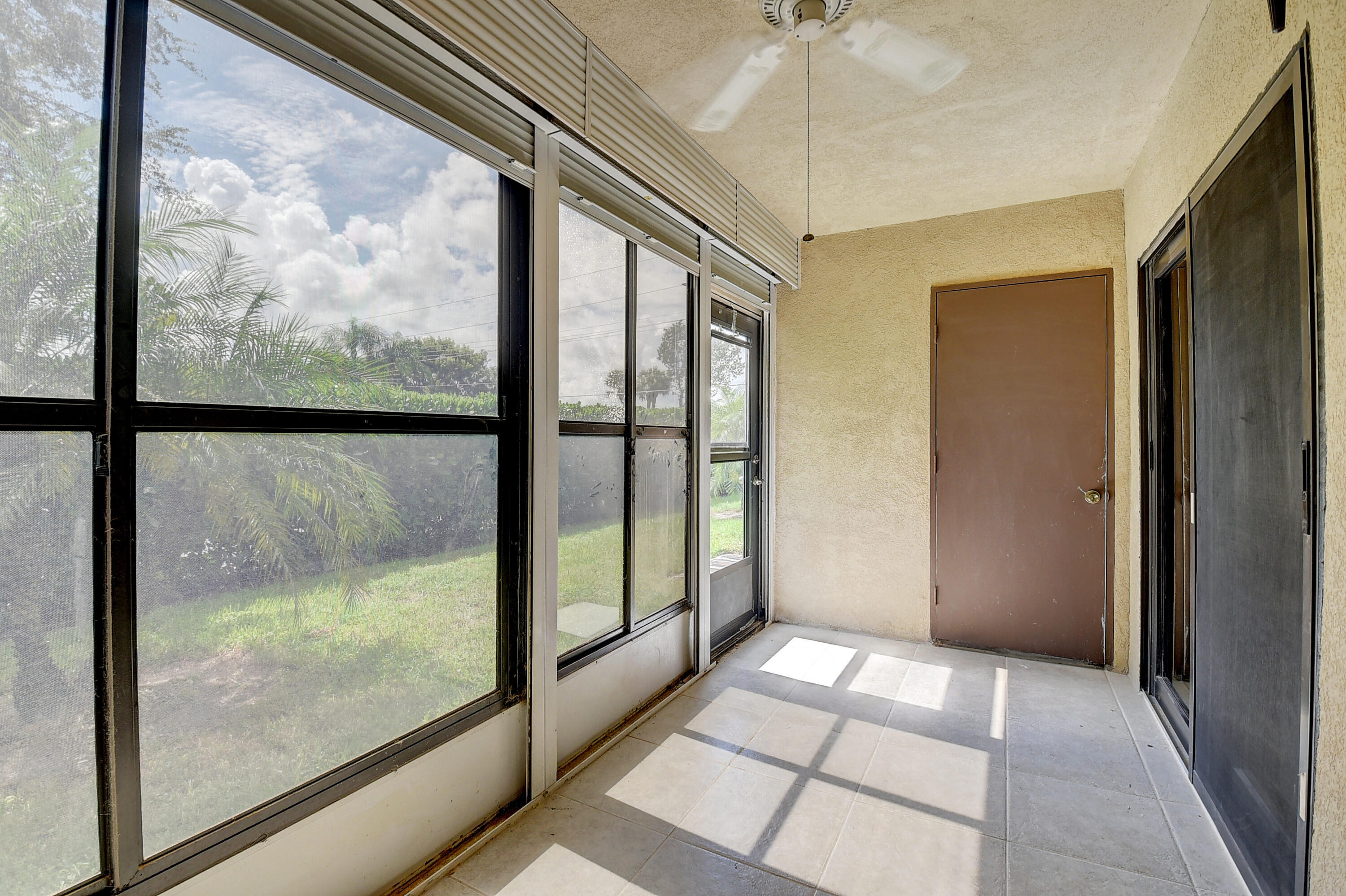 ASHLAND G CONDO - Residential