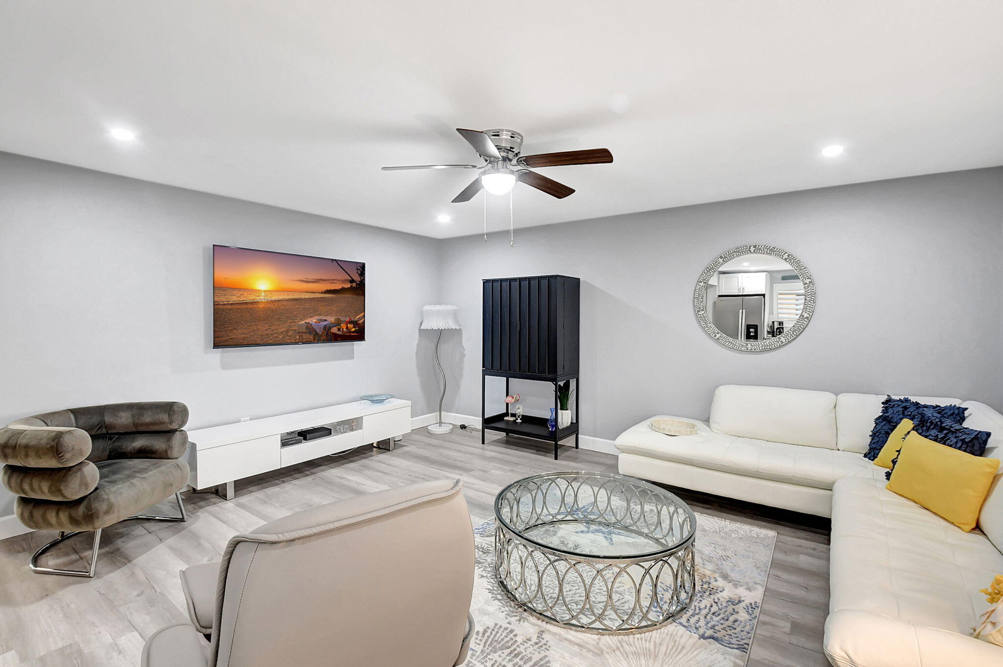 ASHLAND G CONDO - Residential