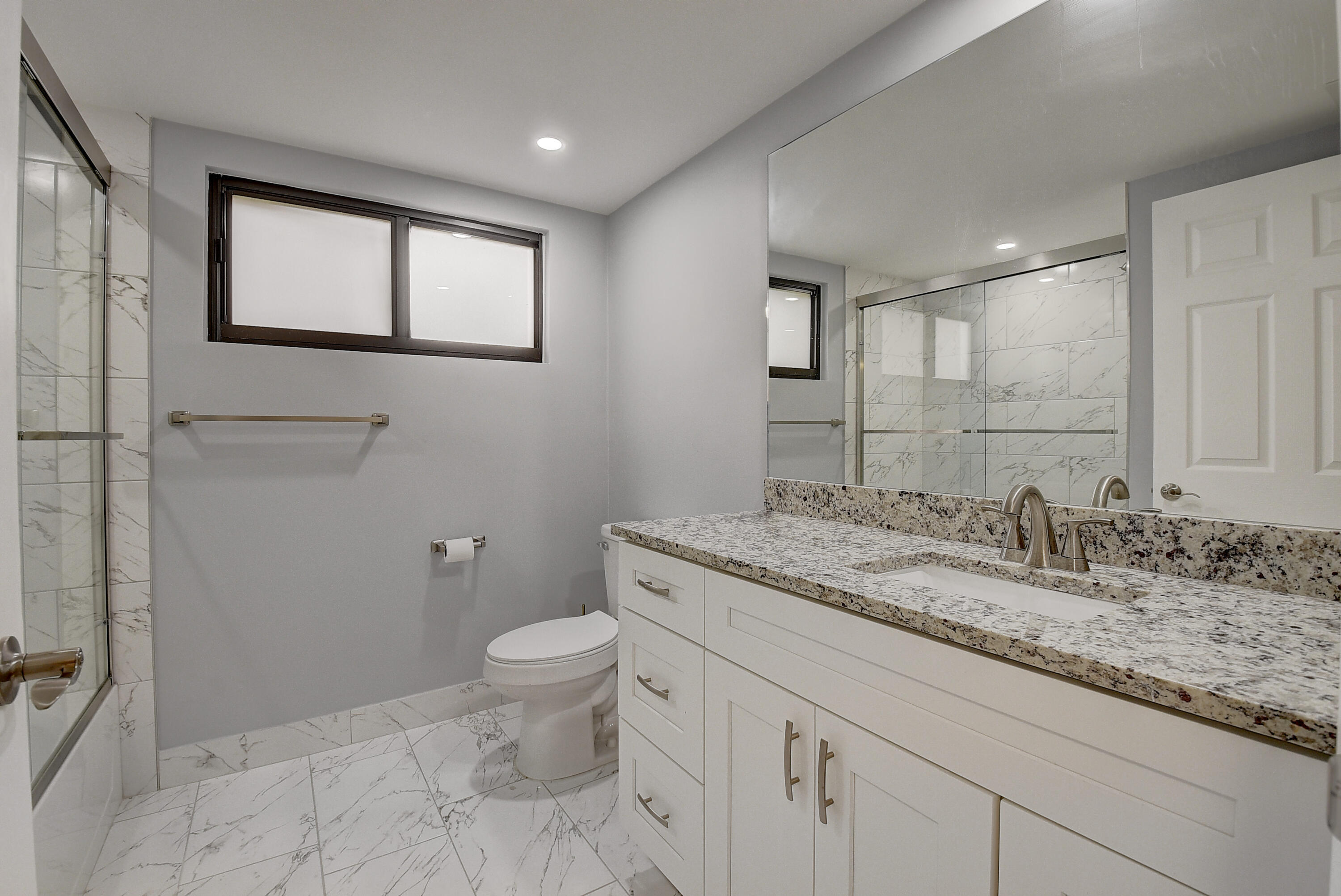 ASHLAND G CONDO - Residential