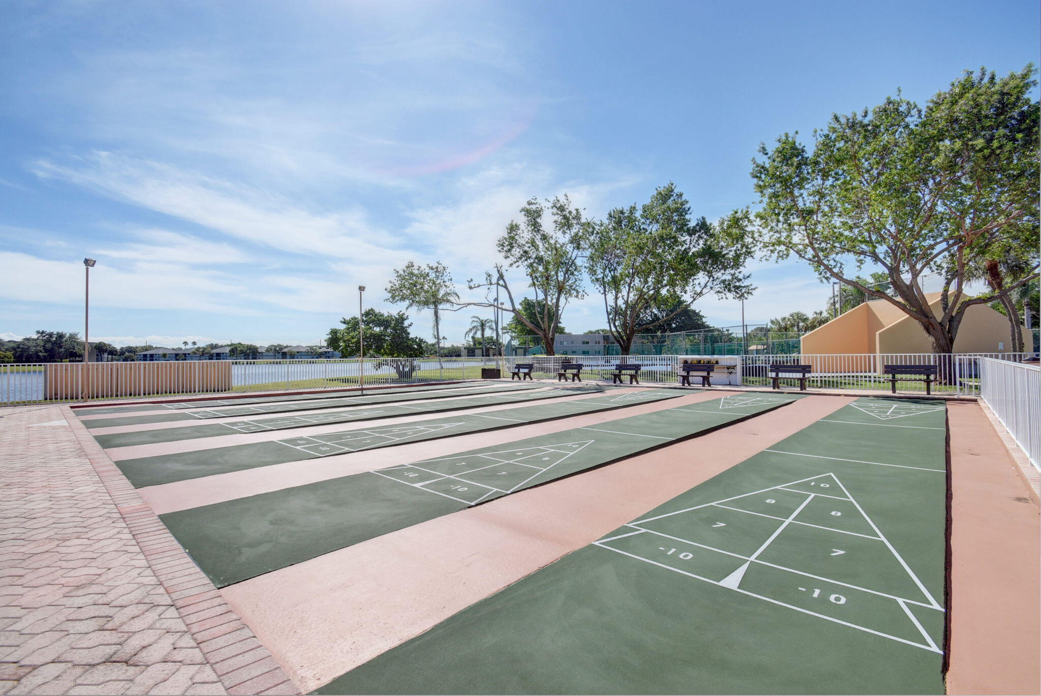 ASHLAND G CONDO - Residential