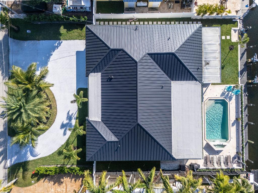 COUNTRY CLUB ISLES - Residential