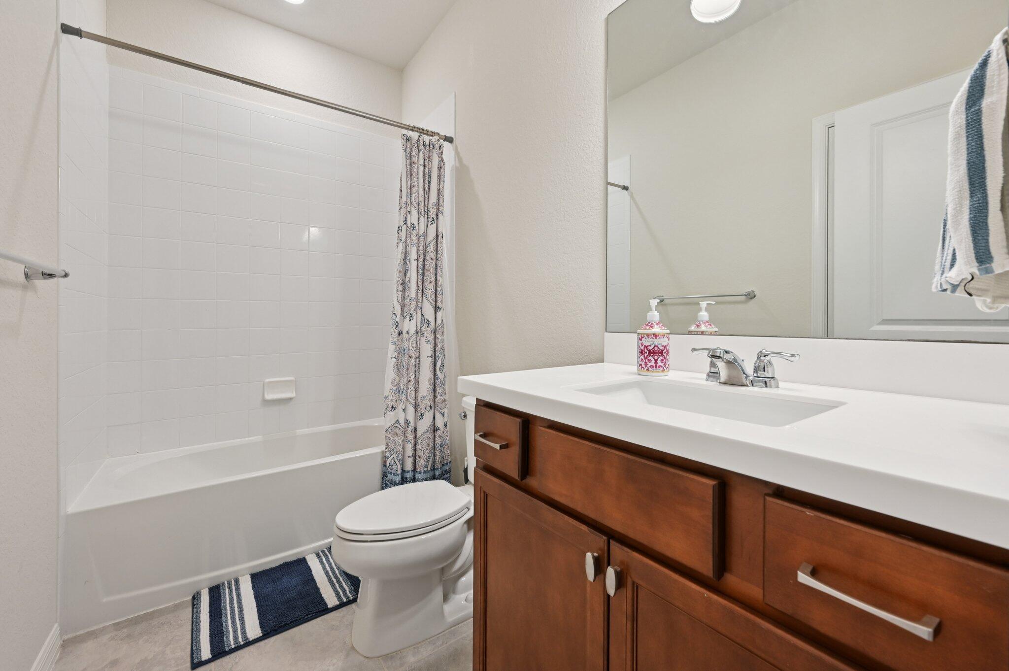 PRESTON SQUARE - Residential