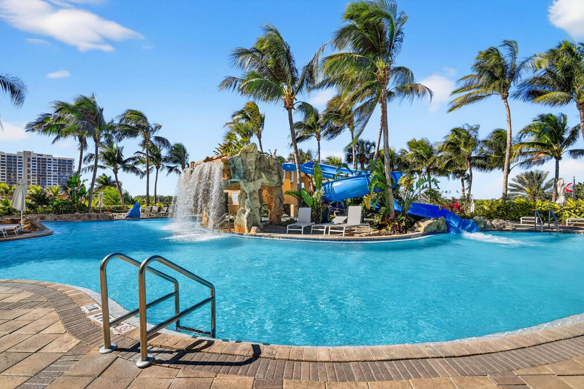 RESORT AT SINGER ISLAND HOTEL CONDO - Residential