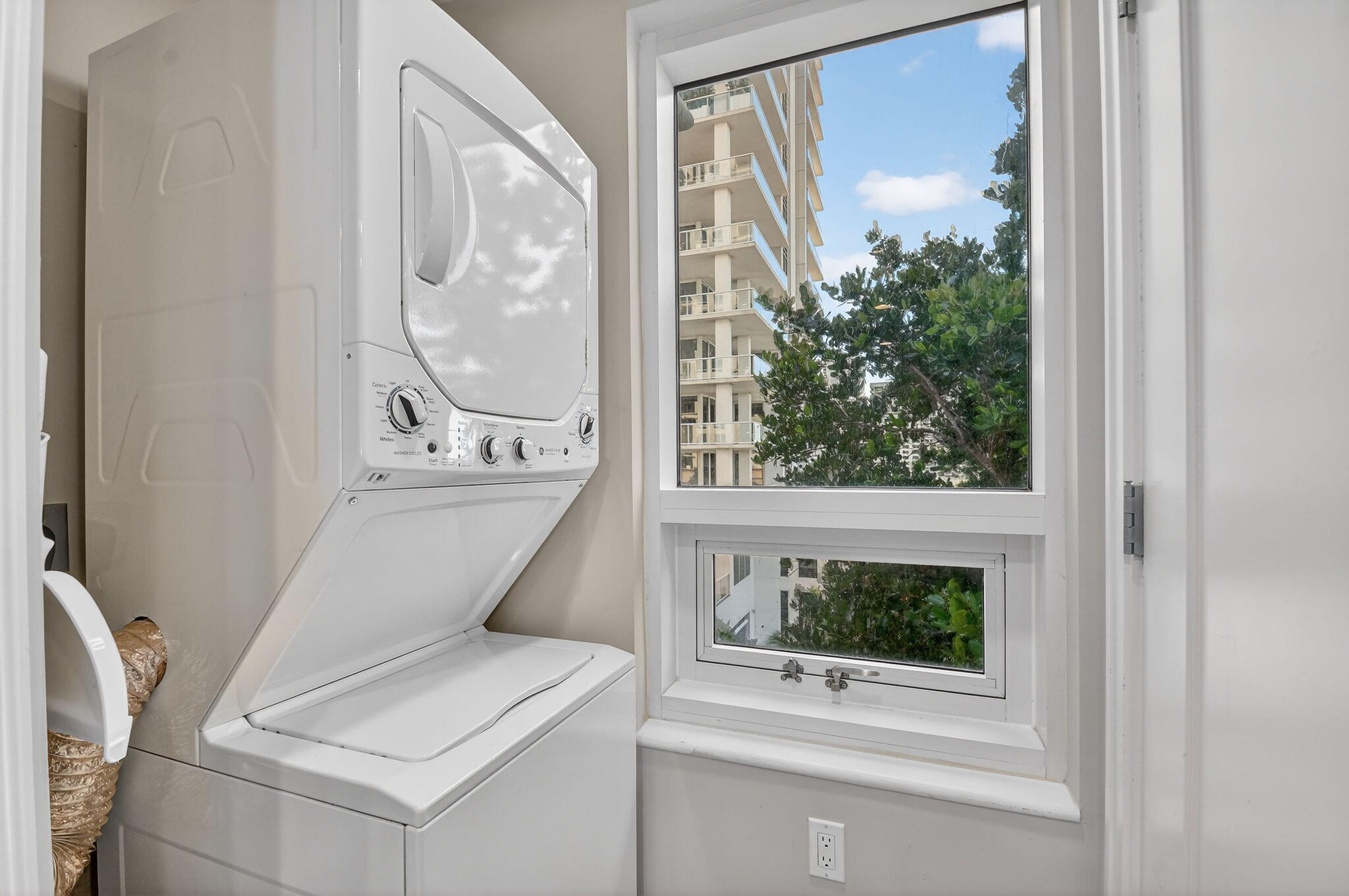 RESORT AT SINGER ISLAND HOTEL CONDO - Residential