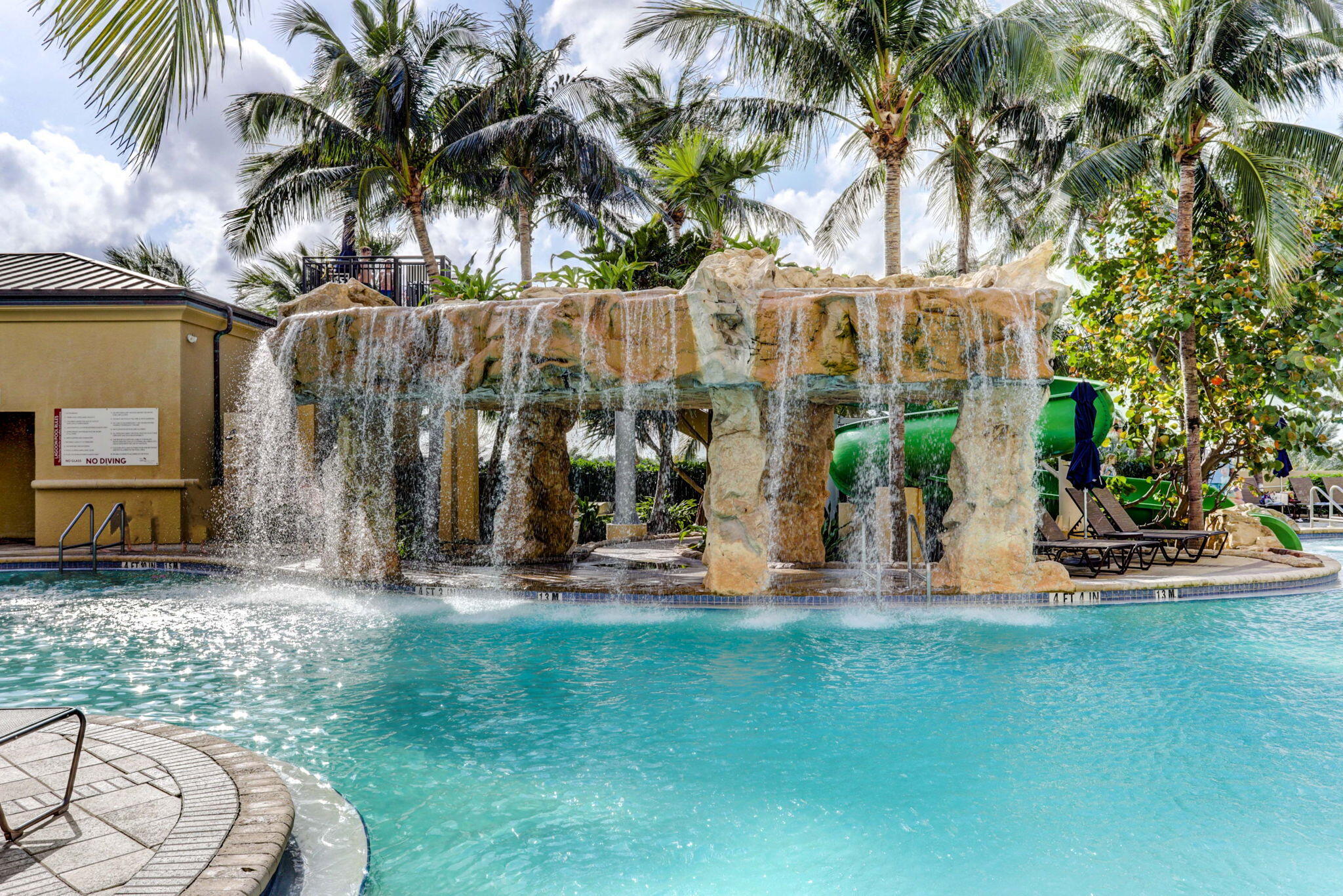 RESORT AT SINGER ISLAND HOTEL CONDO - Residential