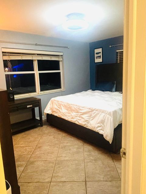 720 NE 7th Street Pompano Beach FL 33060