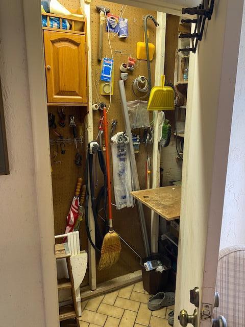 PINE RIDGE SOUTH IV COND DECL FILED 7-22-81 IN - Residential