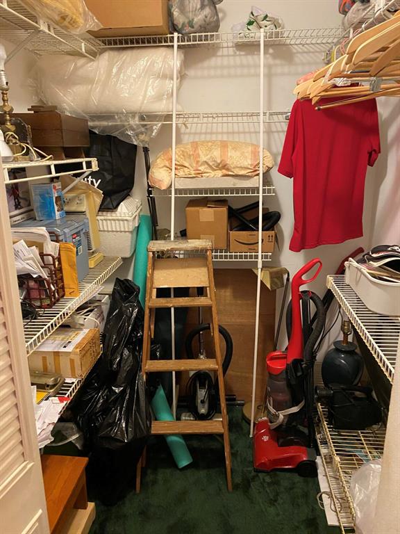 PINE RIDGE SOUTH IV COND DECL FILED 7-22-81 IN - Residential