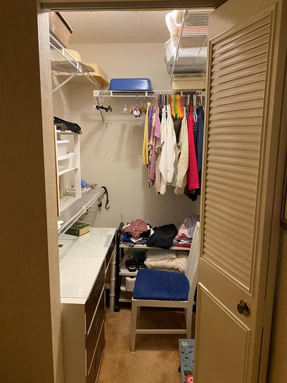 PINE RIDGE SOUTH IV COND DECL FILED 7-22-81 IN - Residential