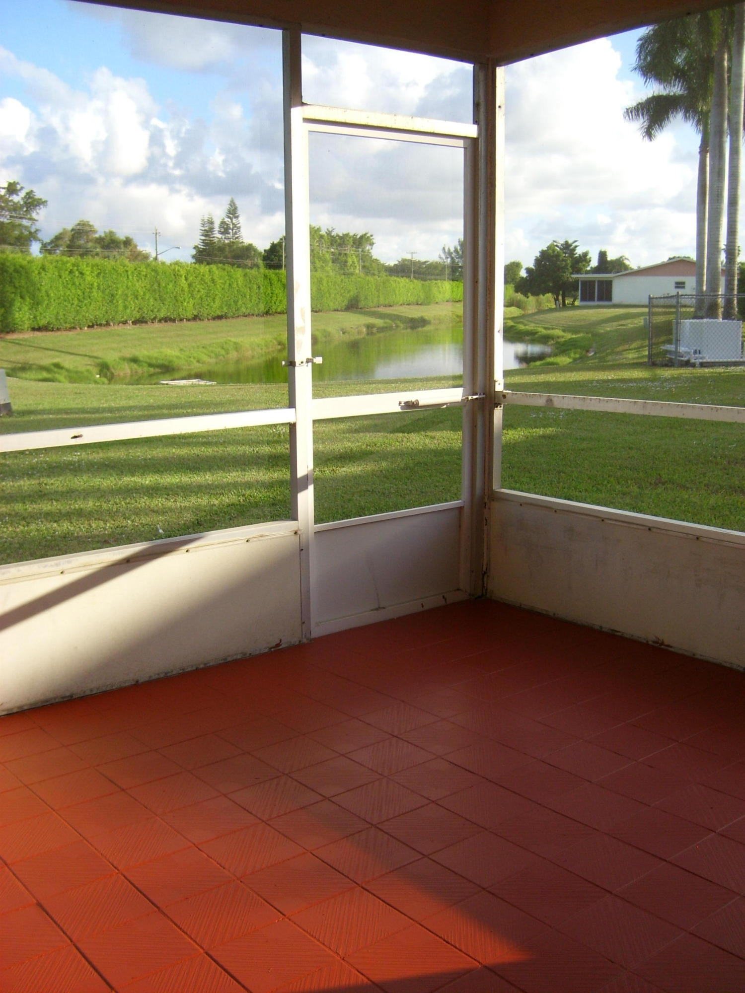 DELRAY VILLAS 2 - Residential