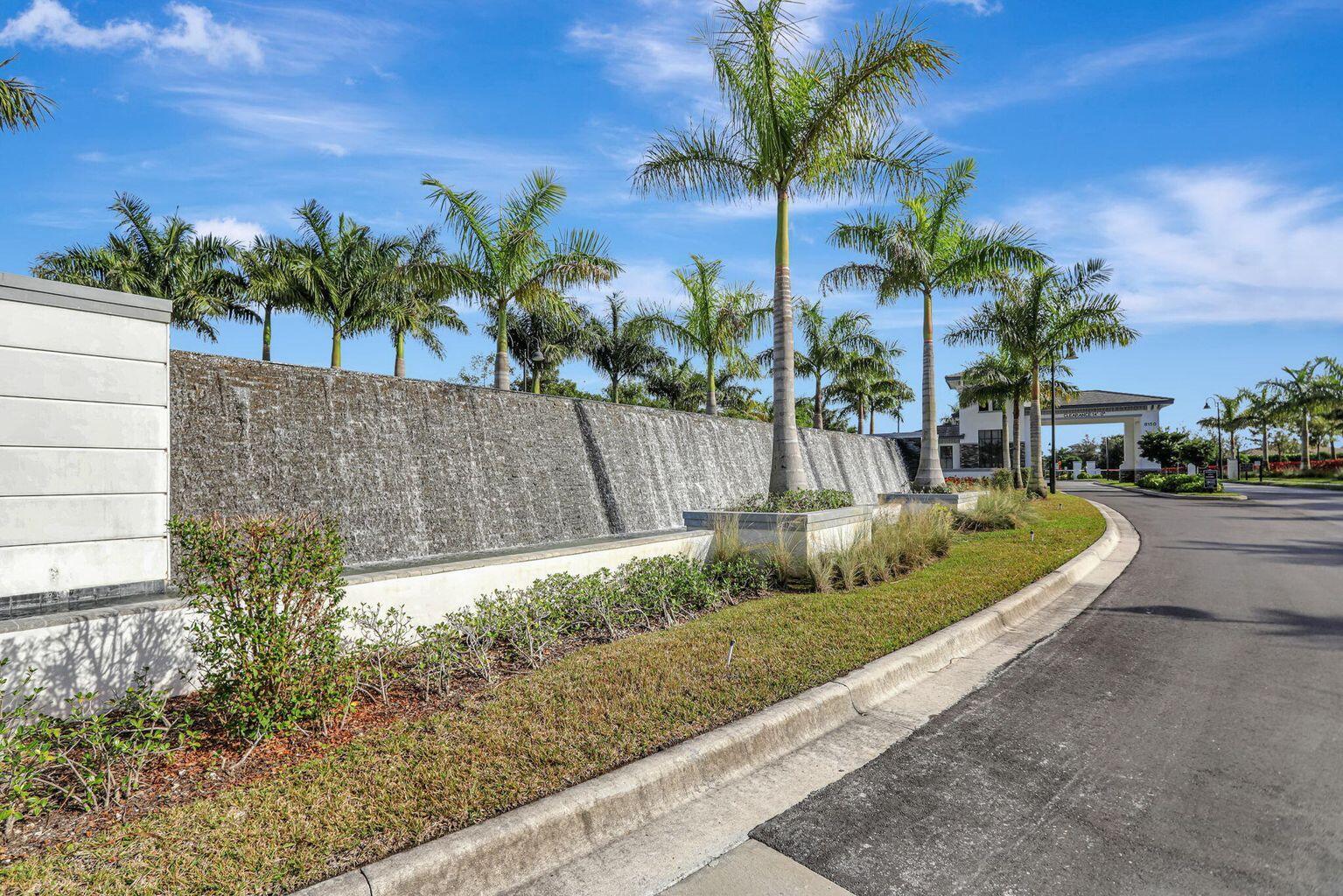 THE FALLS AT PARKLAND - Residential