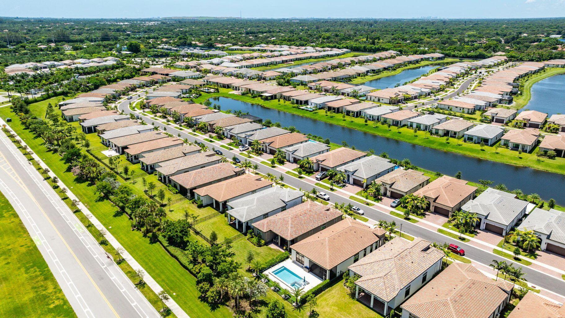 THE FALLS AT PARKLAND - Residential