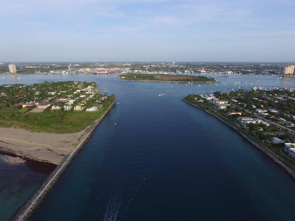 Villas On The Ocean - Residential