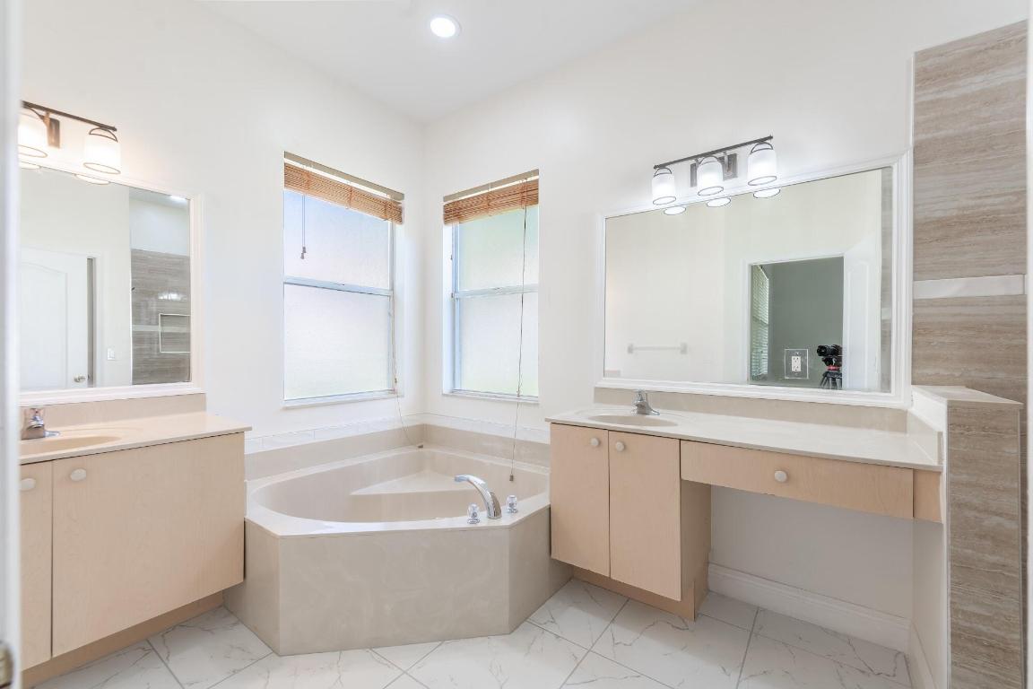 PORTOFINO SHORES PHASE THREE - Residential