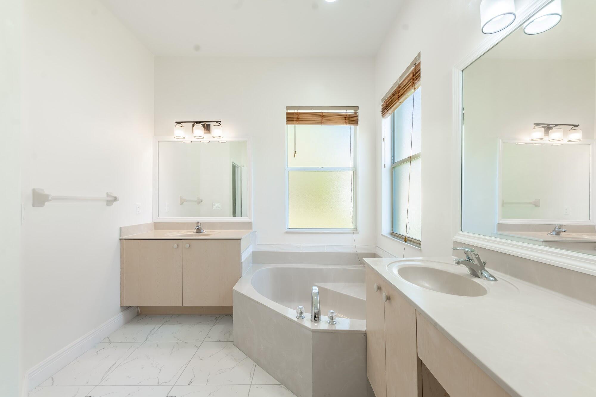 PORTOFINO SHORES PHASE THREE - Residential