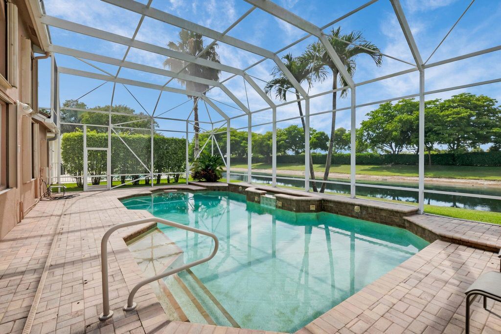 Photo of 12373 Cascades Pointe Drive, Boca Raton, FL 33428 (MLS # R11094919)