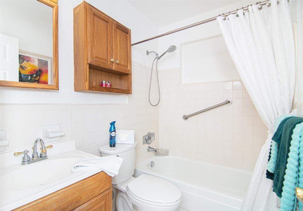 Springbank Park Sec 2 69- - Residential Lease