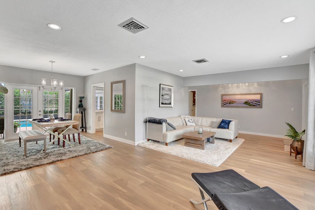 Photo of 510 Silver Lane, Boca Raton, FL 33432 (MLS # R11102369)