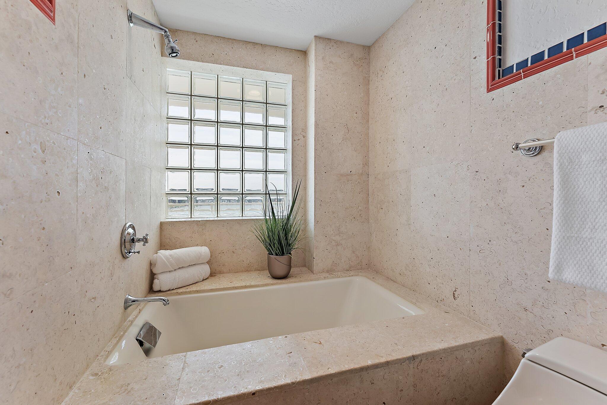 CLARIDGE JUPITER ISLAND C - Residential