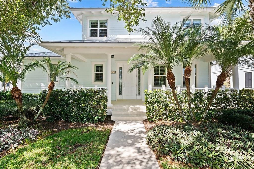 Photo of 3424 S Caroline Drive, Jupiter, FL 33458 (MLS # F10389274)