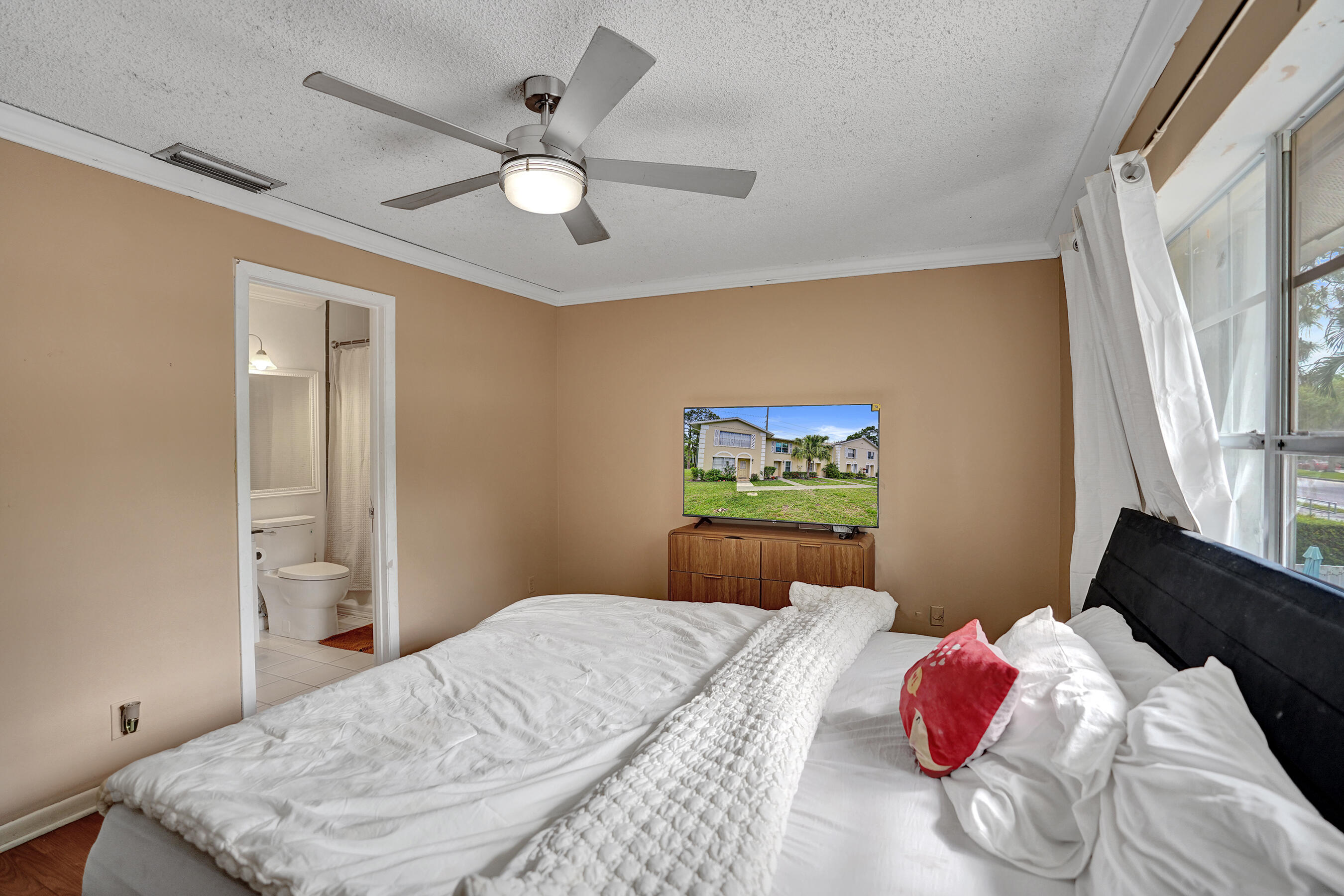 CHARTER CLUB OF PALM BEACH - Residential