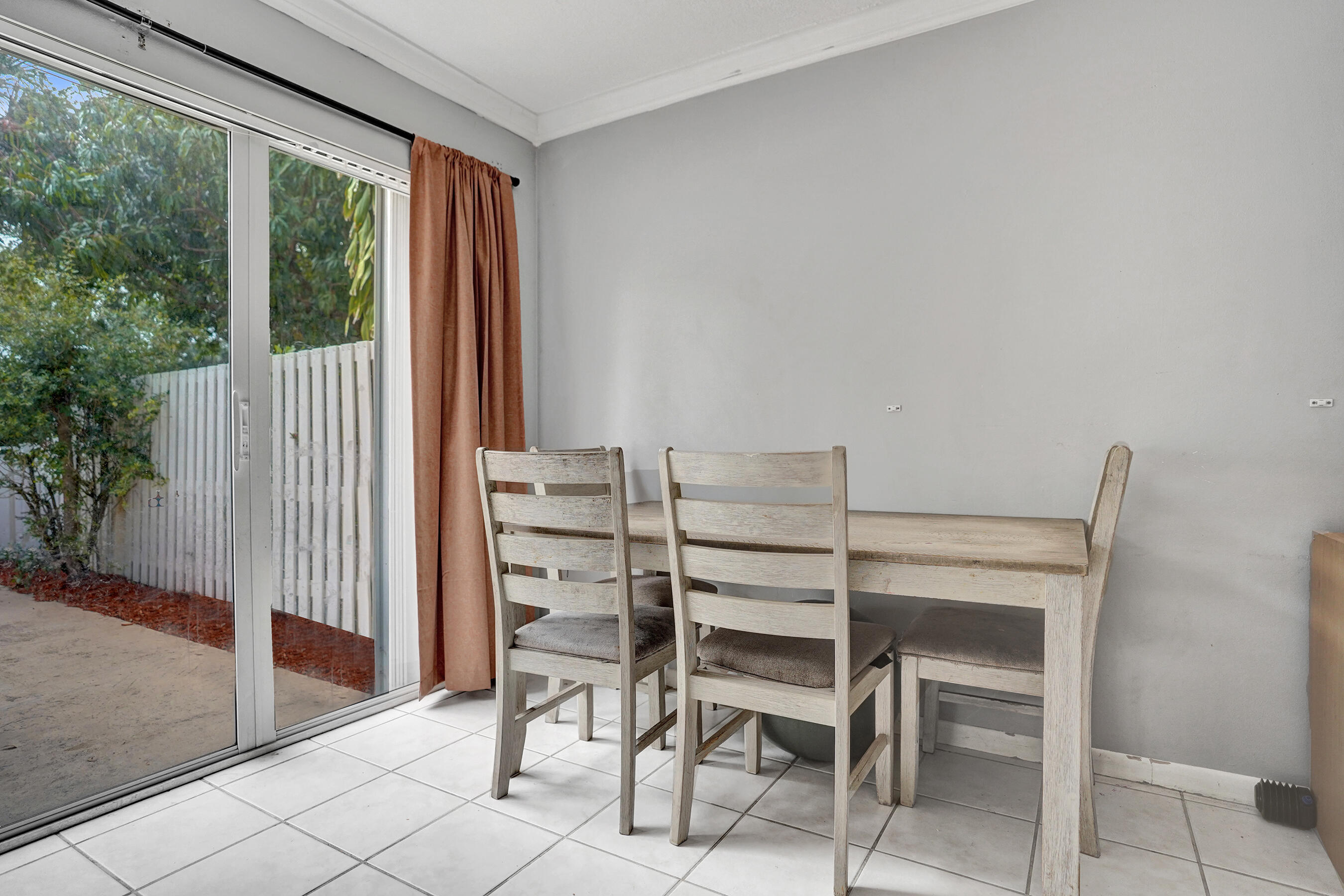 CHARTER CLUB OF PALM BEACH - Residential