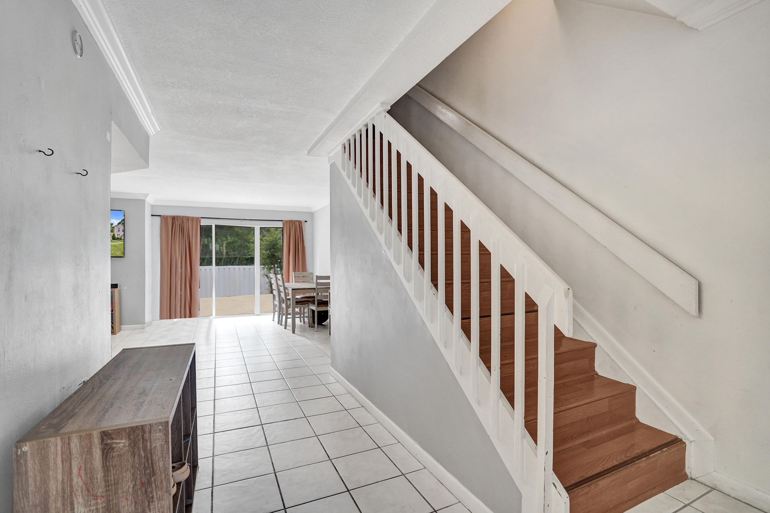 CHARTER CLUB OF PALM BEACH - Residential