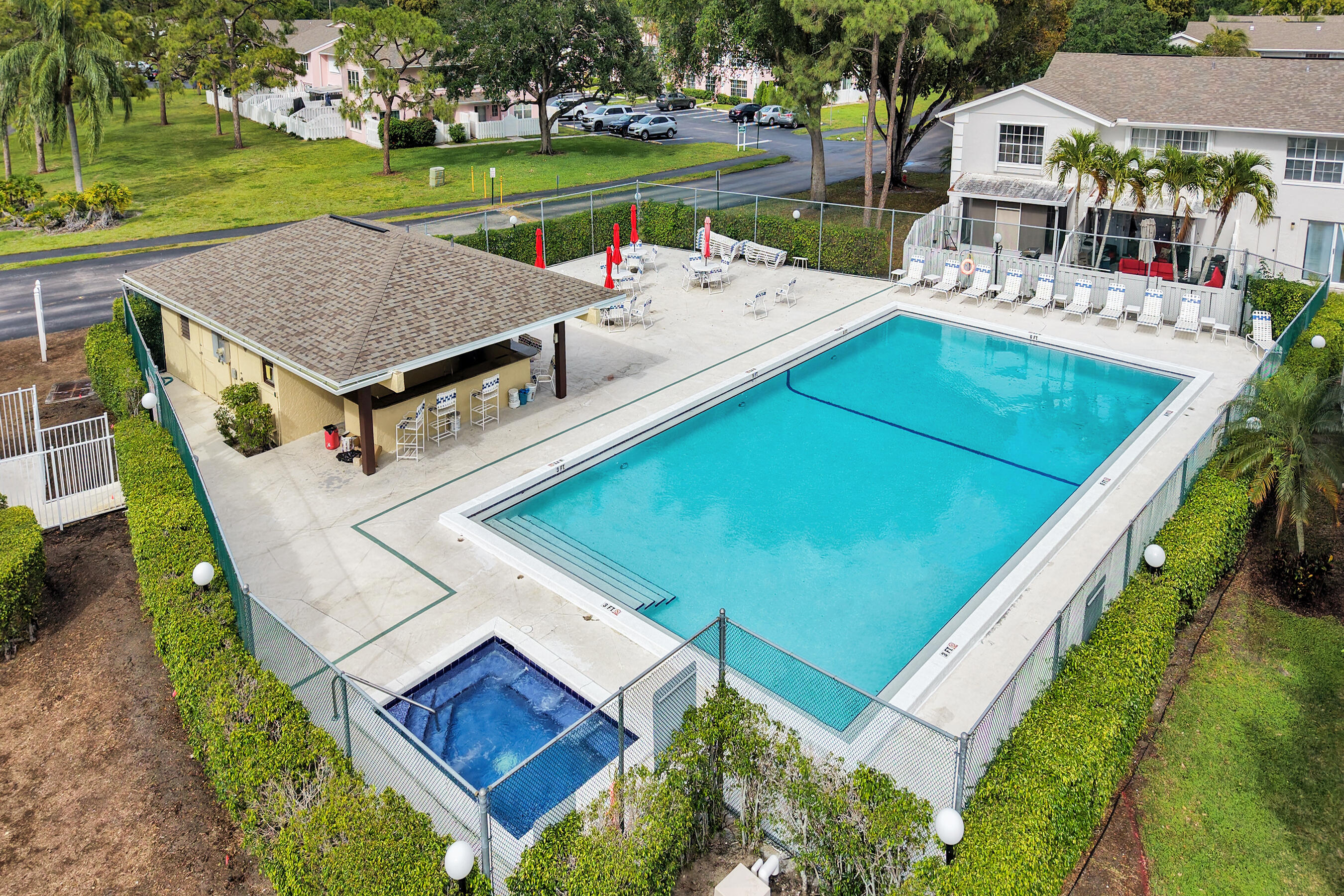 CHARTER CLUB OF PALM BEACH - Residential