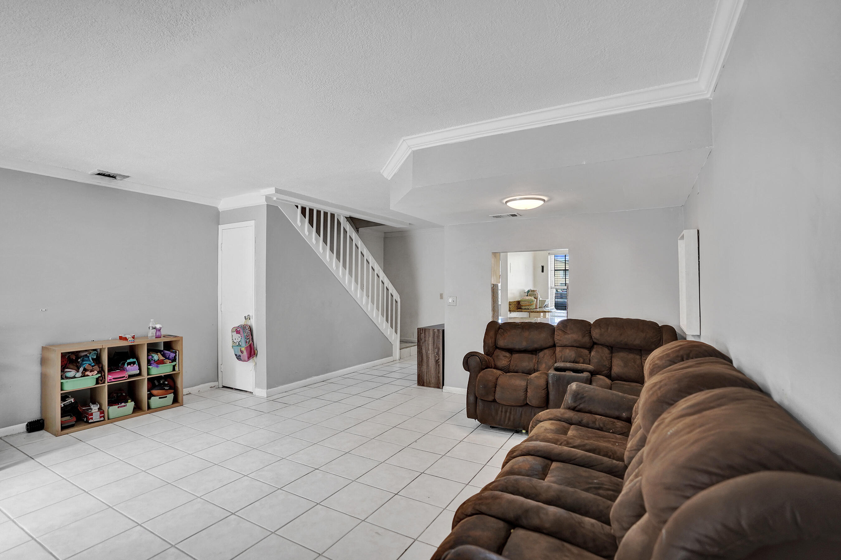 CHARTER CLUB OF PALM BEACH - Residential