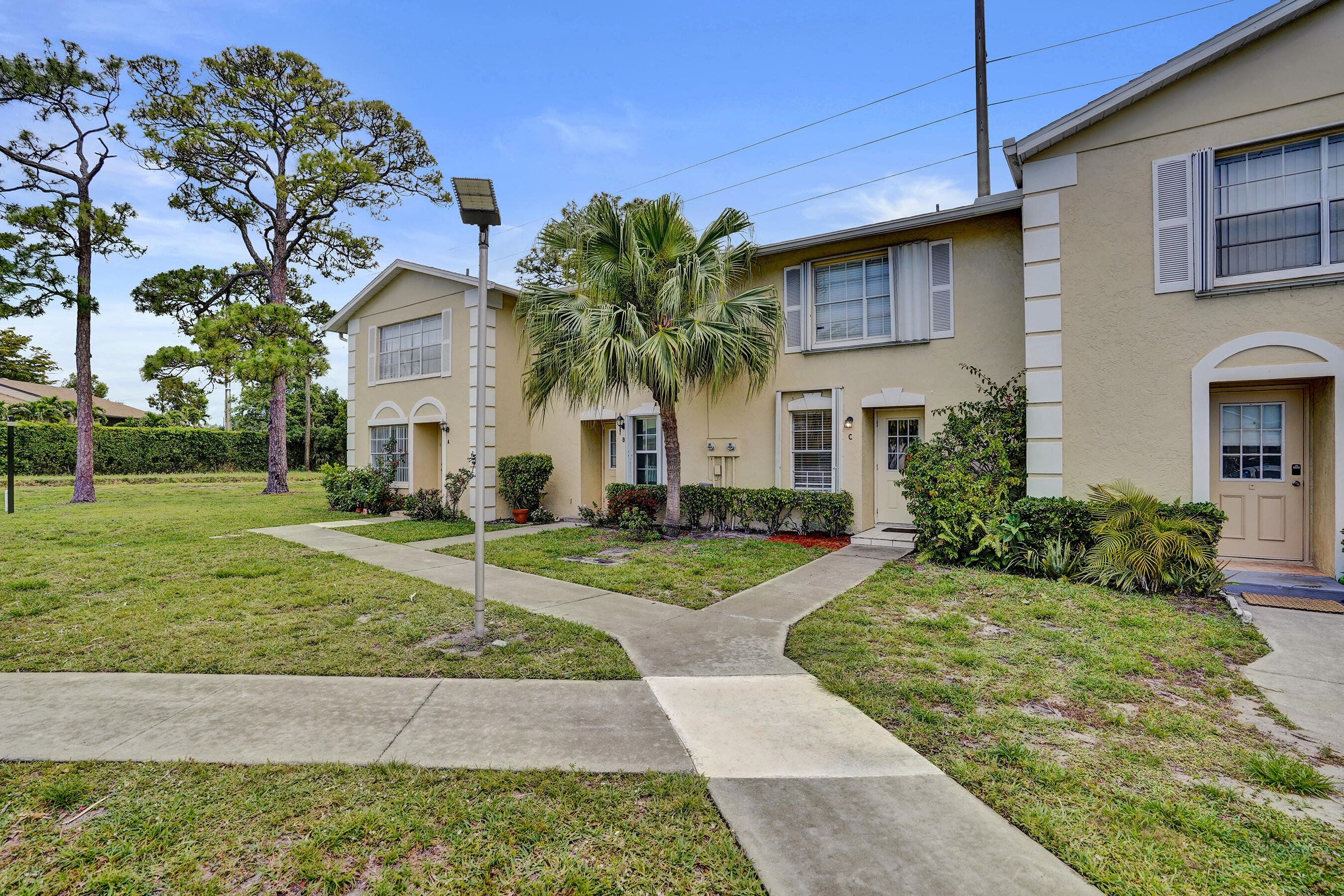 CHARTER CLUB OF PALM BEACH - Residential