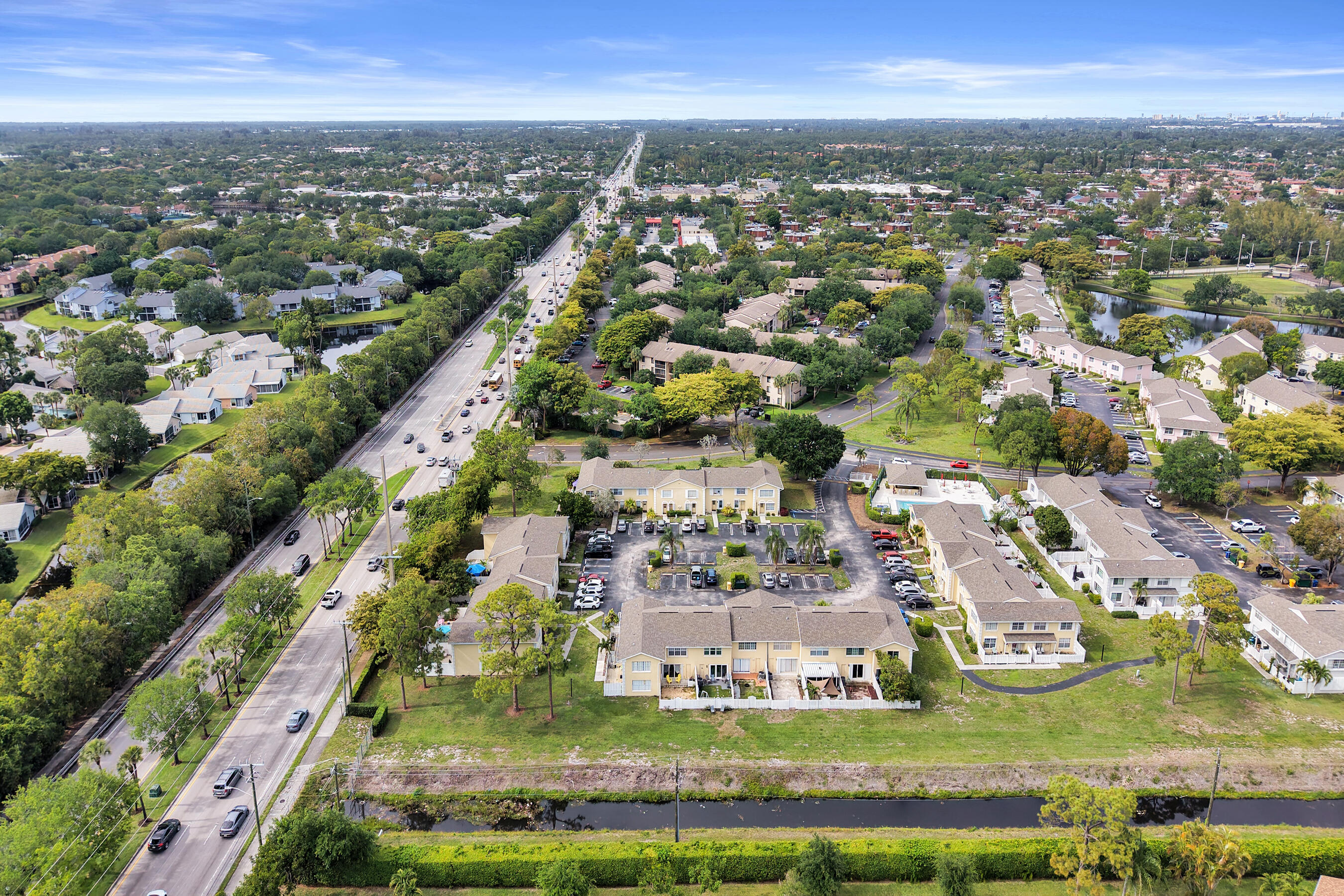 CHARTER CLUB OF PALM BEACH - Residential