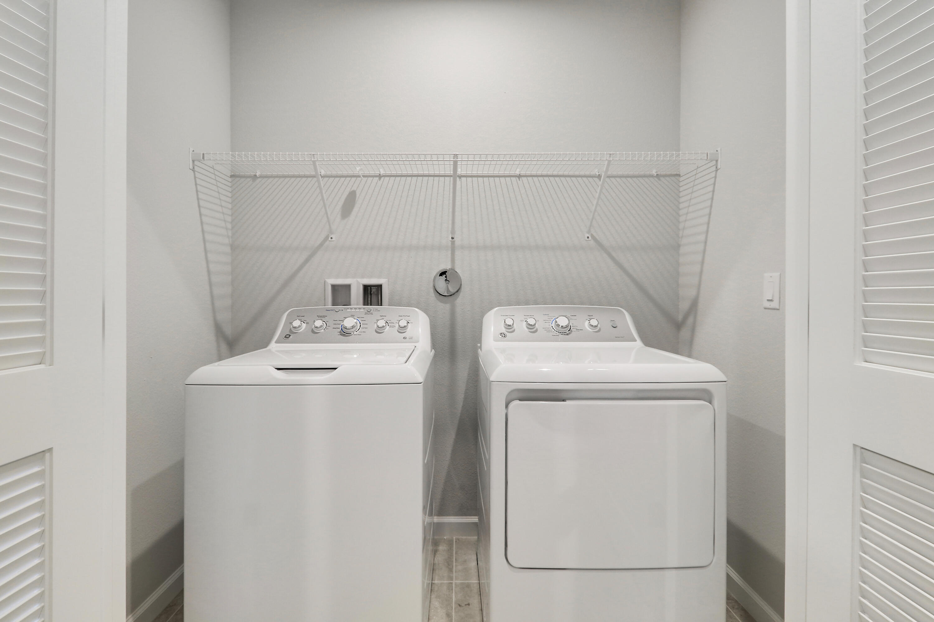 TERRA LAGO PHASE 1A AND 1B - Residential Lease