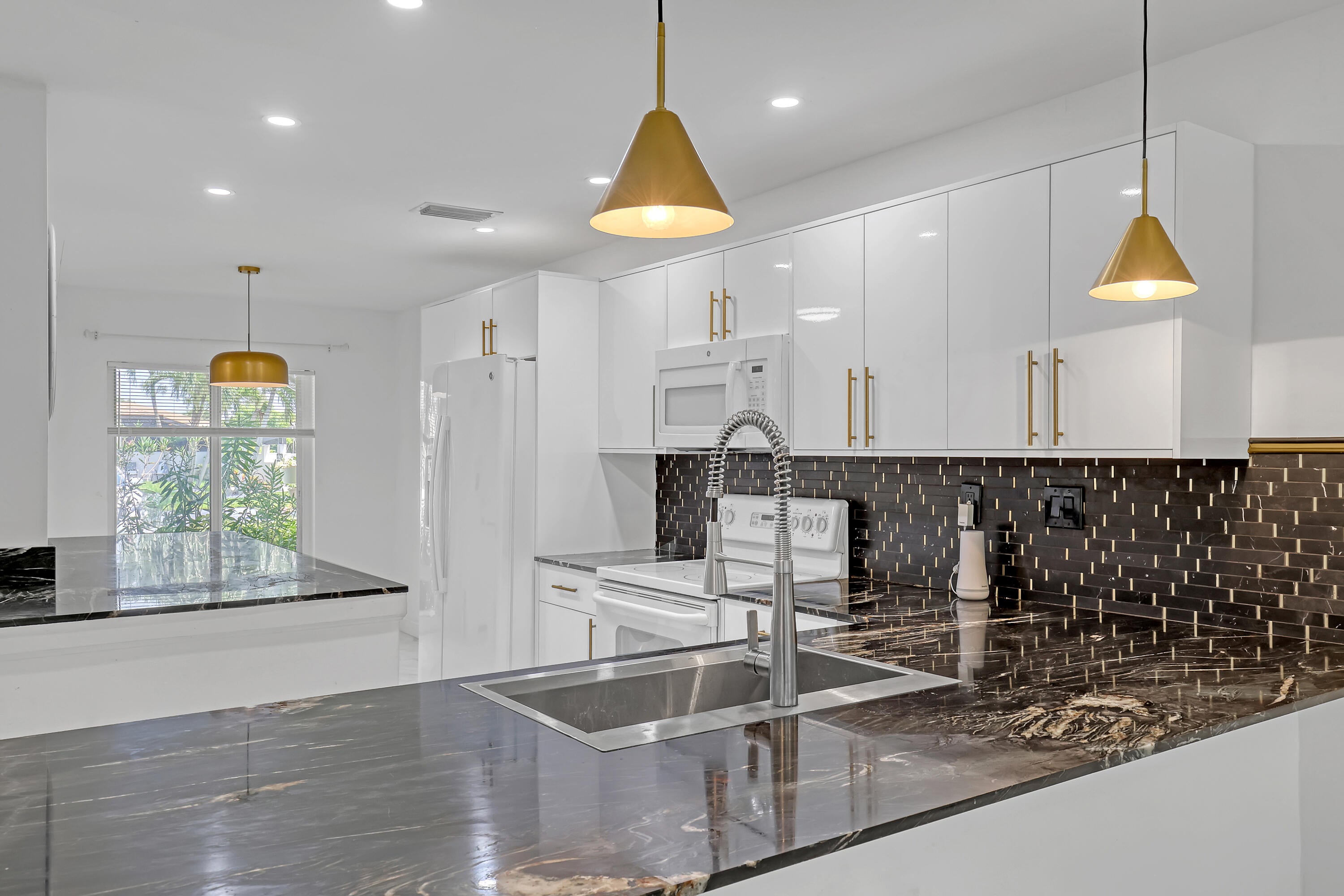 13233 Lucinda Palm Court B