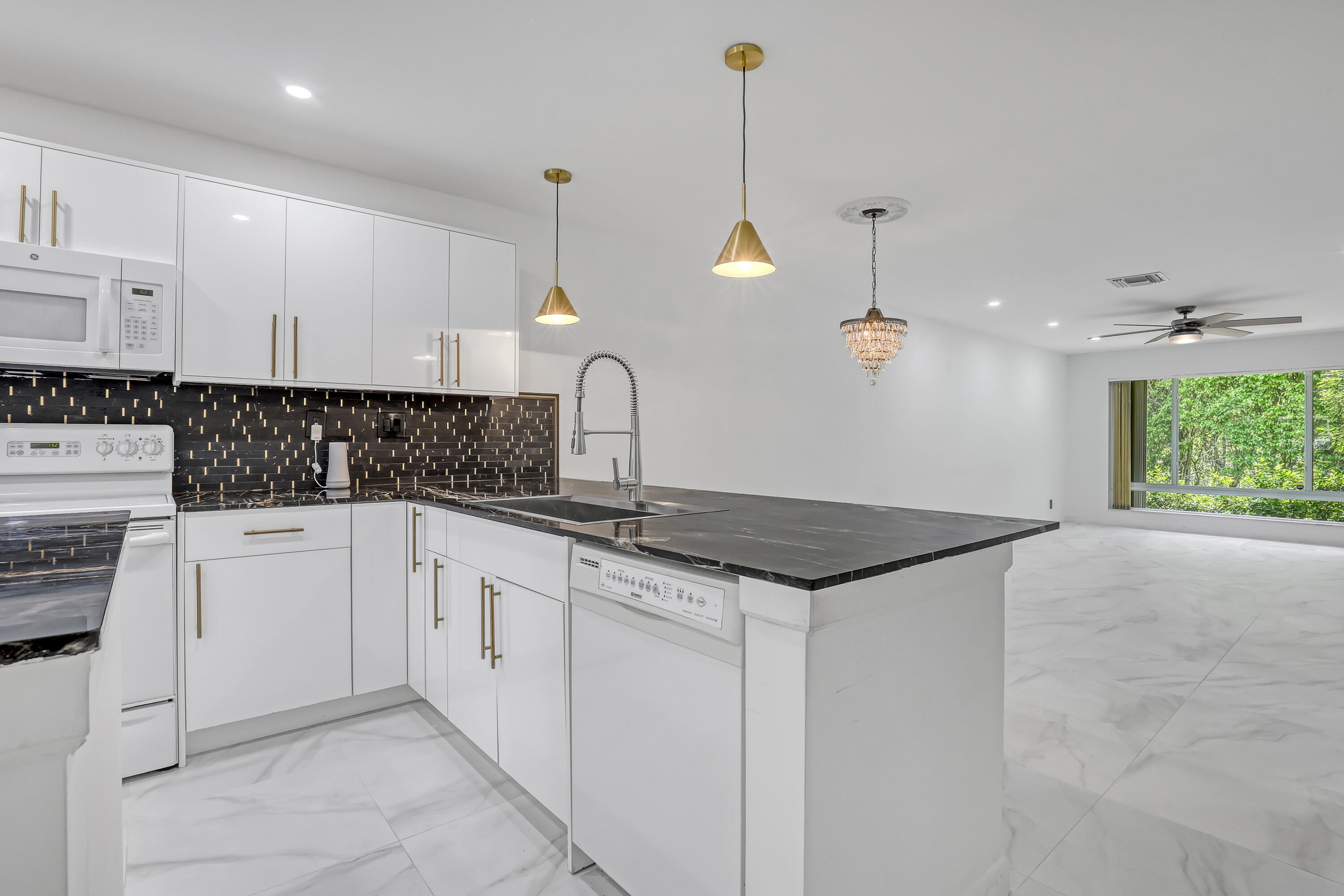 13233 Lucinda Palm Court B