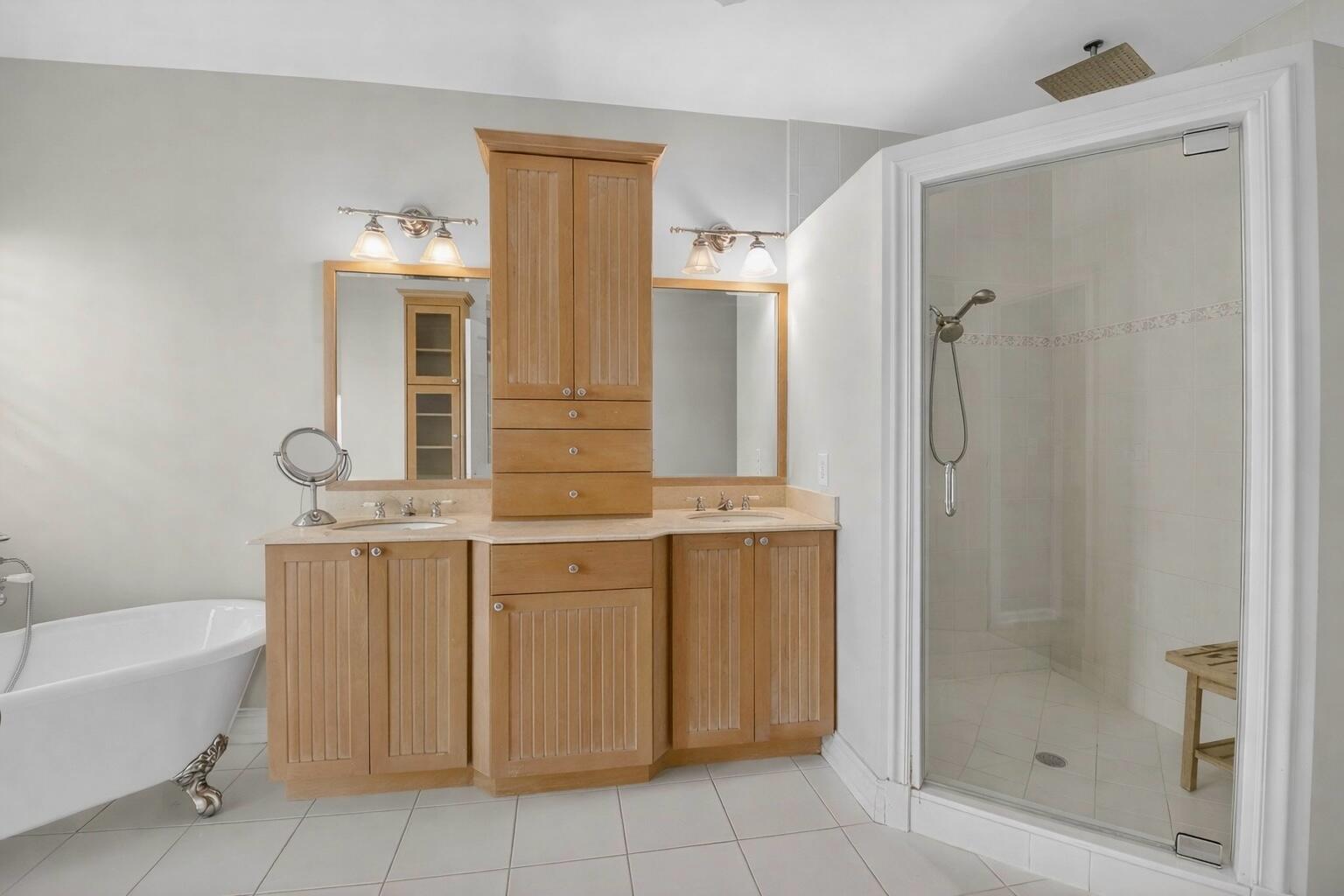 TROPIC ISLE 2ND SEC - Residential