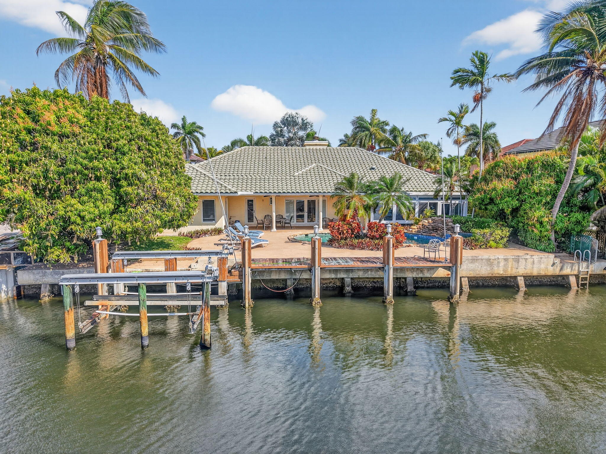 TROPIC ISLE 2ND SEC - Residential