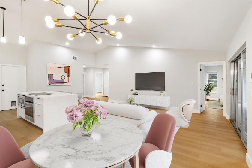 RAMBLEWOOD VILLAS - Residential