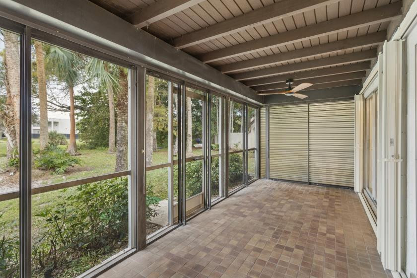 RAMBLEWOOD VILLAS - Residential