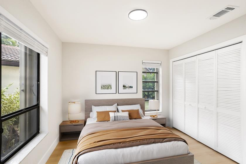 RAMBLEWOOD VILLAS - Residential