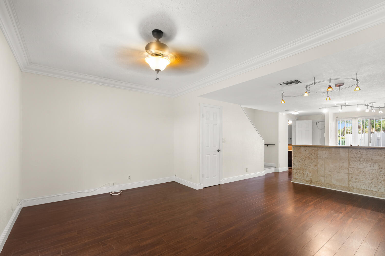 SUN PLAT - Residential Lease