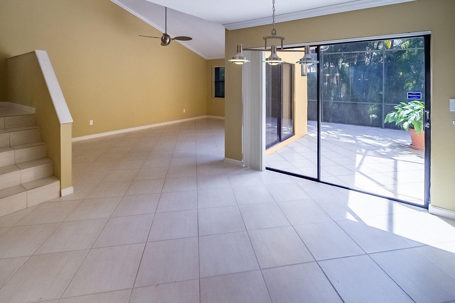6120 Caliente Lane