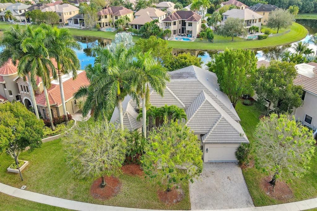 Photo of 10522 Versailles Boulevard, Wellington, FL 33449 (MLS # R10769595)