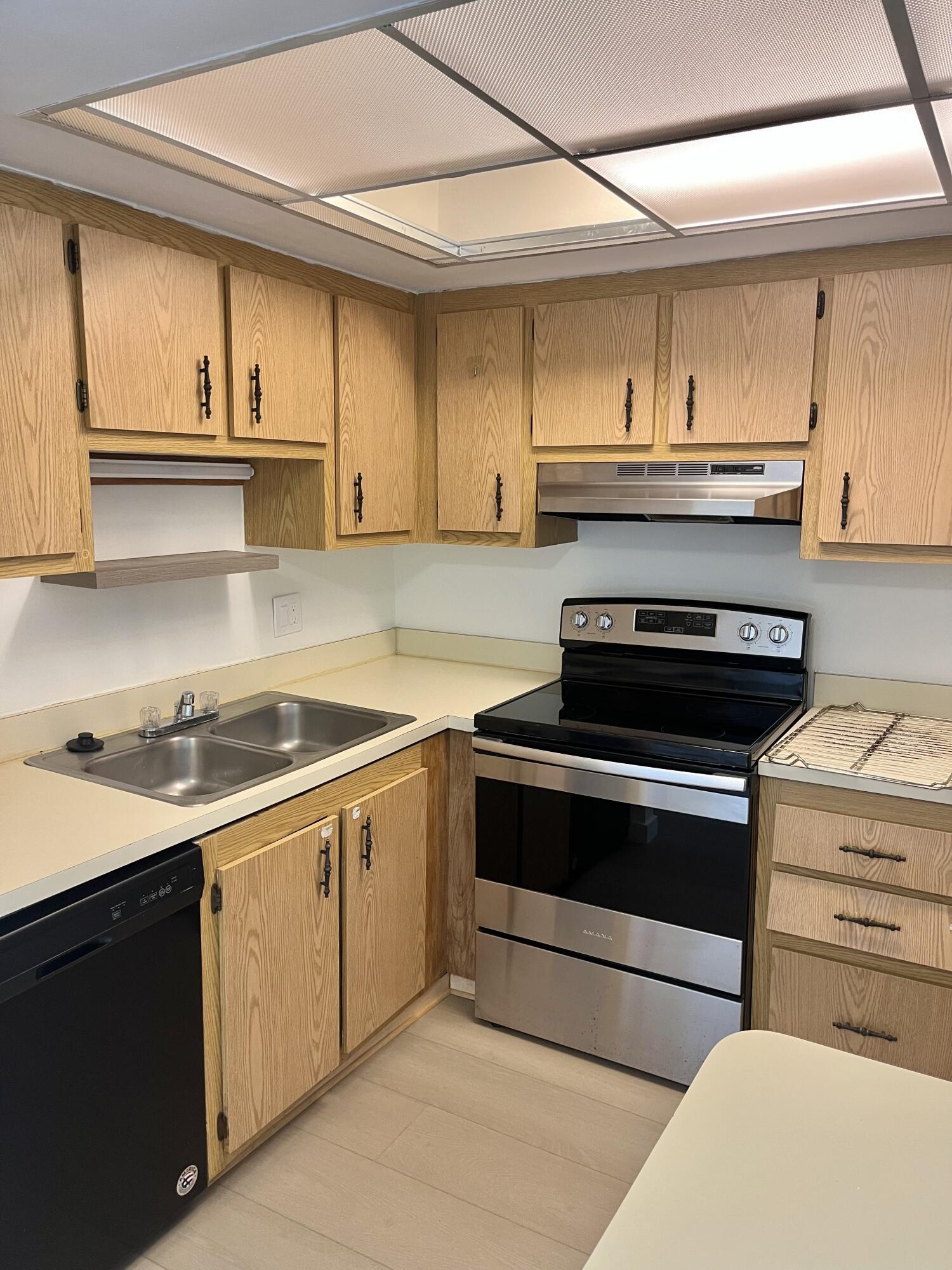 CYPRESS COURT CONDO - Residential Lease